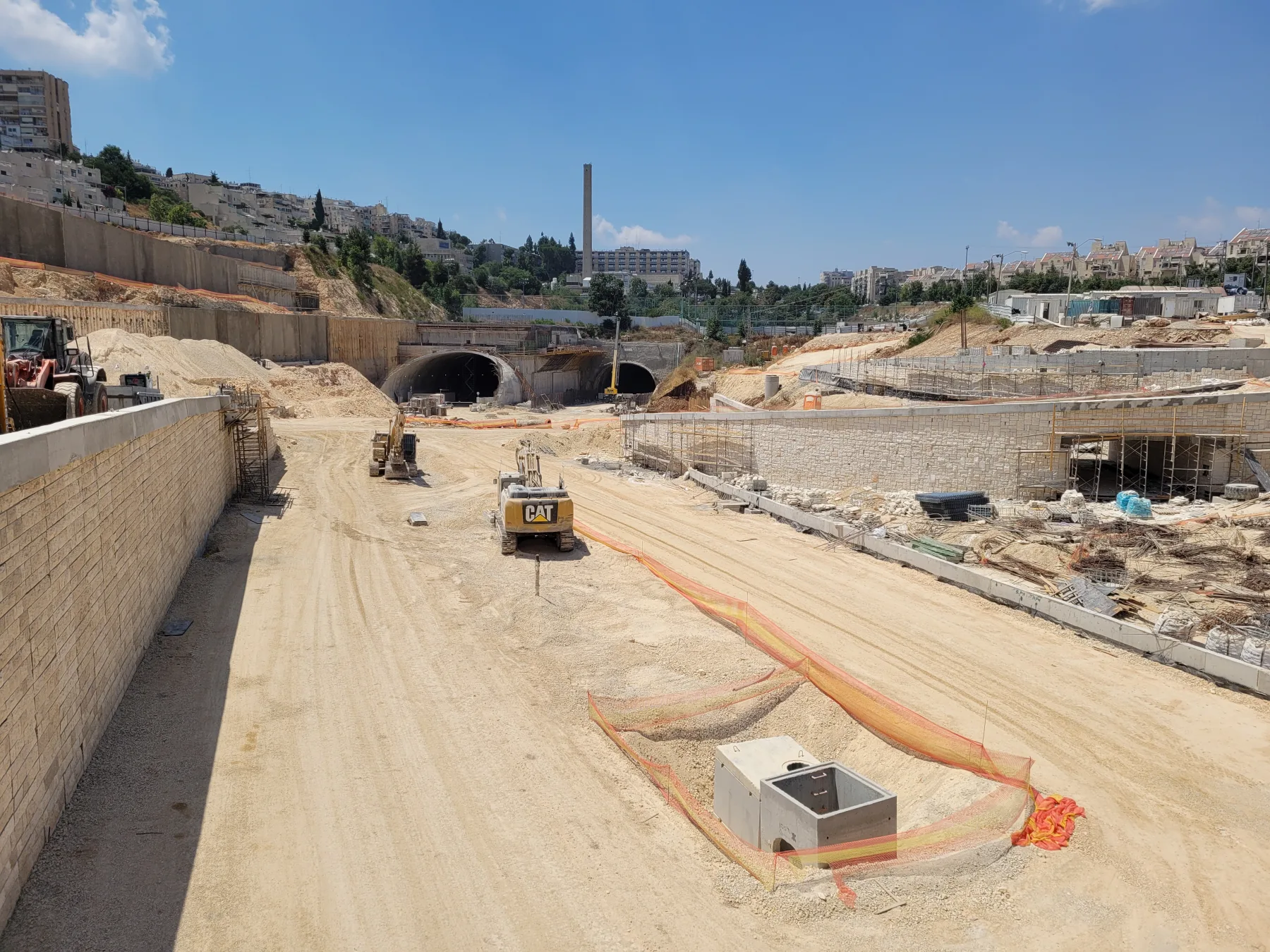 Road intersection construction